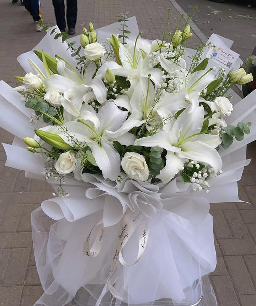 百合花束 商品图1