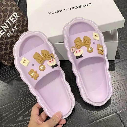 新款云朵拖鞋女，厚底设计，穿着舒适，防滑耐磨，室内外通用。DIY个性设计，让你变得可爱又时尚！ 商品图2