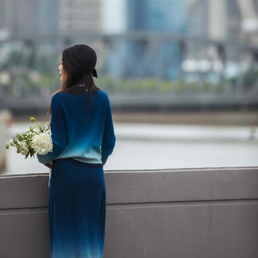 【林栖设计小店】（现货）生活在左绵羊毛混纺毛织外套青绿色修身2023秋季新品长袖毛衣女1961054 商品图1