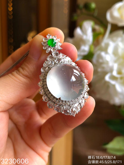 玻璃蛋面吊坠【3230606】具体价格微信咨询 商品图0