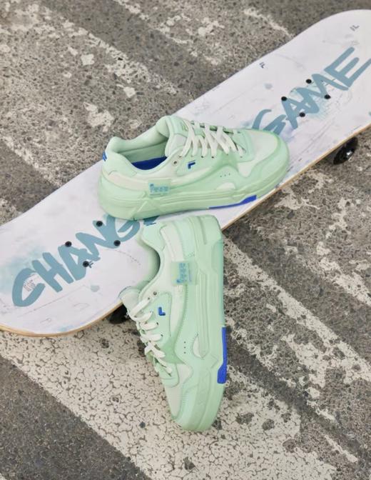 斐L女孩，休闲板鞋~ 商品图1