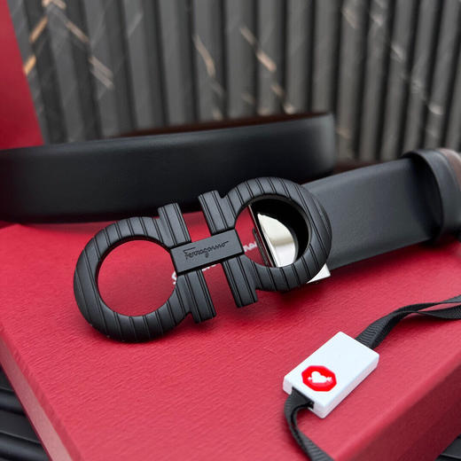 夏季特惠💰350 菲拉格慕男士腰带 精品铜扣 带身宽3.4cm 款式大方 上身效果时尚 码数可以裁剪 商品图4