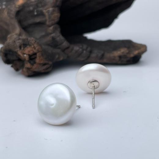珍珠耳钉 商品图0