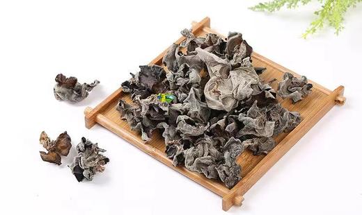 神农架山珍礼盒（香菇/木耳/黄花菜/竹笋）950g 商品图0