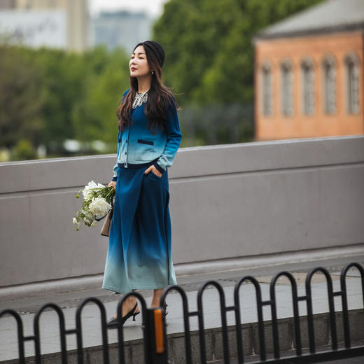 【林栖设计小店】（现货）生活在左绵羊毛混纺毛织外套青绿色修身2023秋季新品长袖毛衣女1961054 商品图5