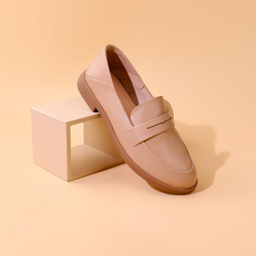 Safiya/索菲娅 2024秋季新品英伦低跟真皮一脚蹬休闲软底乐福鞋 SF33112030/SF43112030 商品图5