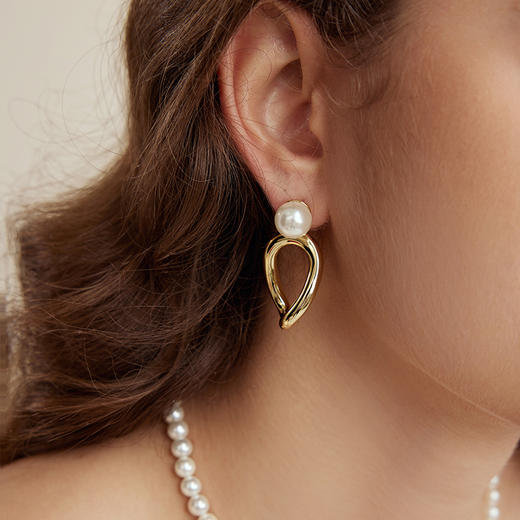 ARSIS 丨 纯真年代系列 扭转耳钉 商品图3