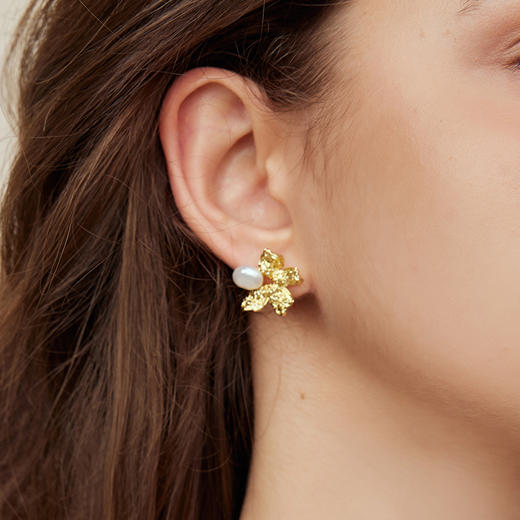 ARSIS丨纯真年代系列 五瓣花耳钉 商品图2