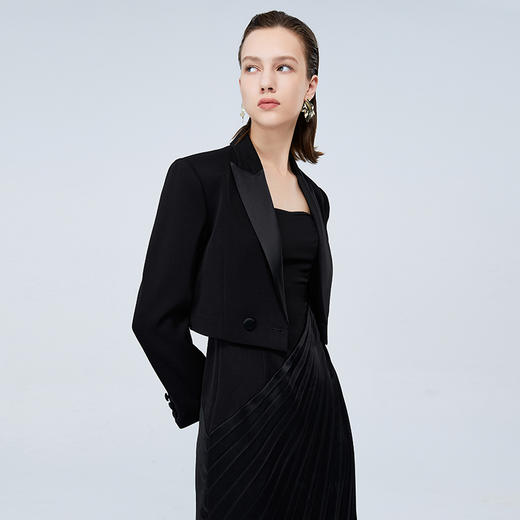 EITIE爱特爱秋季新款时尚干练短款通勤显瘦外套7503204 商品图3