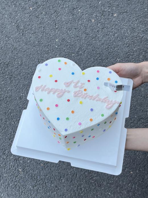 彩虹爱心 · 奶油蛋糕 商品图0