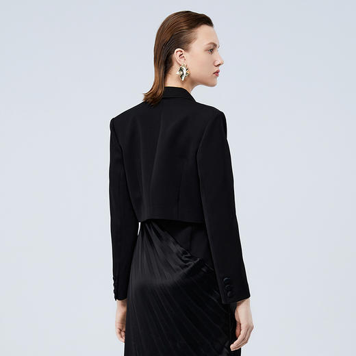 EITIE爱特爱秋季新款时尚干练短款通勤显瘦外套7503204 商品图5