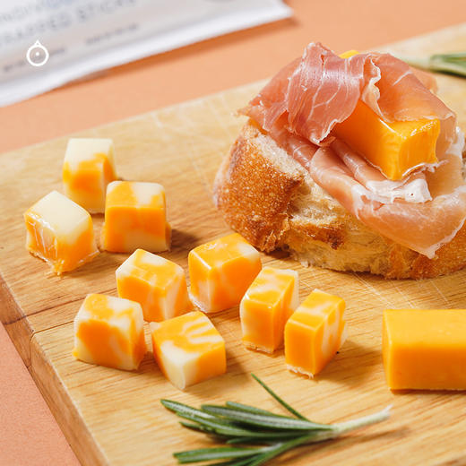 企鹅市集|吉芝生活奶酪干酪条170g 科比杰克/马苏里拉/蒙特利杰克/轻度发酵切达 多口味可选 高钙手撕奶酪零食 商品图1