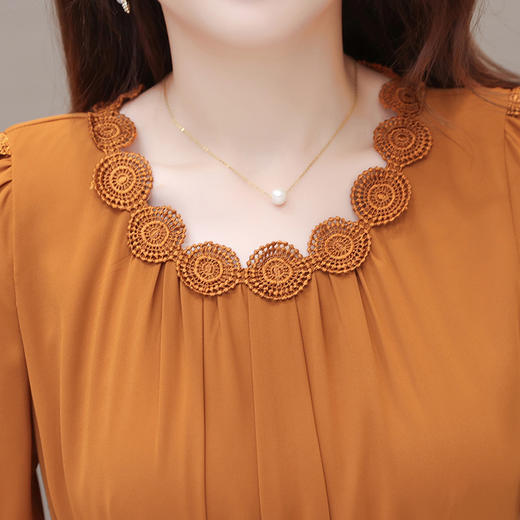 QYM-OMS-ZXA376-L简约中长款雪纺拼接时尚A字裙2023年夏款圆领短袖气质百褶连衣裙 商品图3