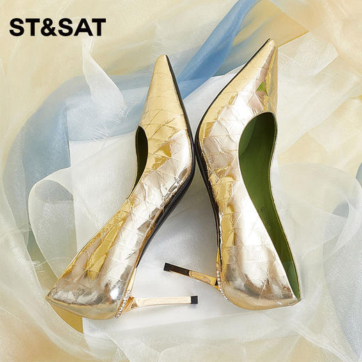 星期六休闲风浅口压纹牛皮高跟鞋SS33111157 商品图2