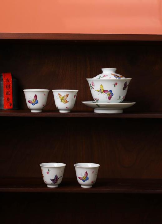 【粉彩蝴蝶盖碗套系】 商品图0