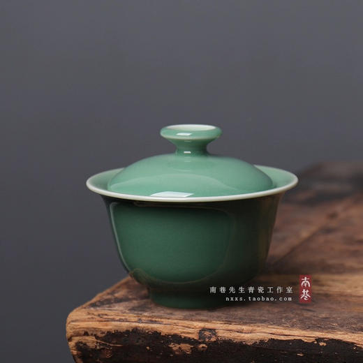 十里荷香青釉三才盖碗 商品图1