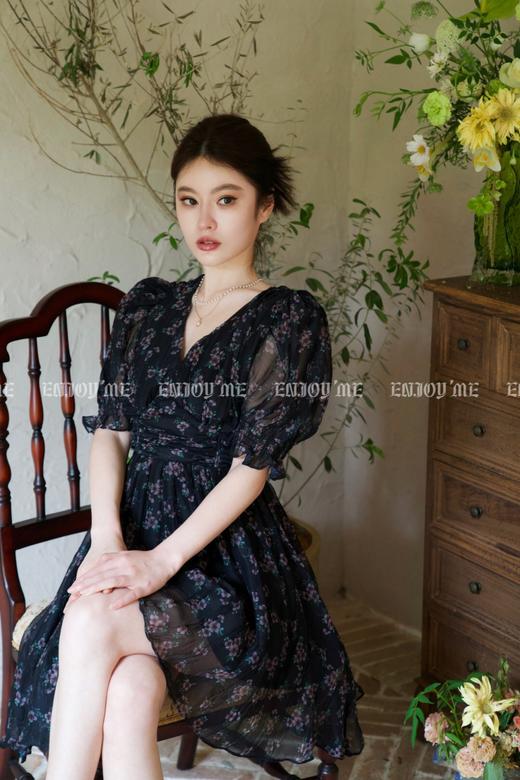 【门店同款】2023年夏季碎花褶皱连衣裙 151643599 商品图6