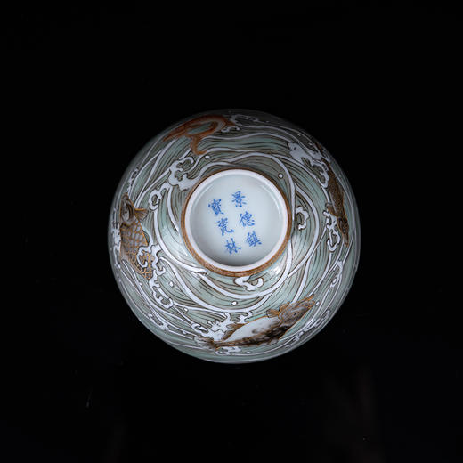 粉彩描金海水鱼乐图杯 商品图4