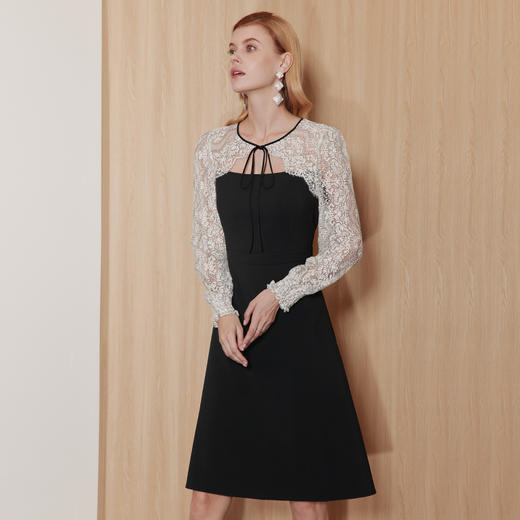EITIE爱特爱法式蕾丝拼接假两件系带抹胸收腰黑色连衣裙秋新款C2307226 商品图1