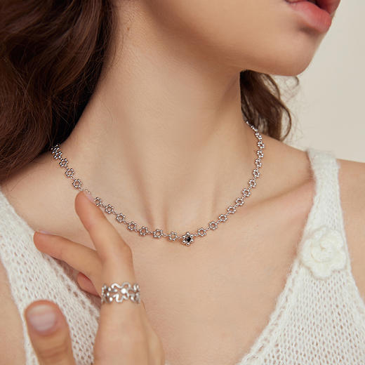 ARSIS 丨 繁绮系列 立体花花循环项链 商品图3