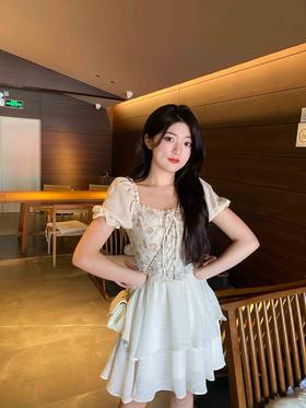 上身真切感受复古玫瑰的美丽