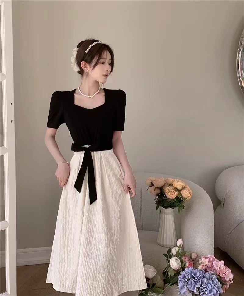 B6403        高端气质拼接修身显瘦方领假两件连衣裙（特价不退换）