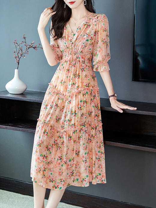 WWM-69401夏装69401粉色碎花桑蚕丝连衣裙V领高腰显瘦真丝长裙大摆 商品图1