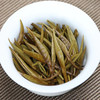 2018年头波春茶 吉顺号云南普洱茶银芽生饼357g/饼 商品缩略图8