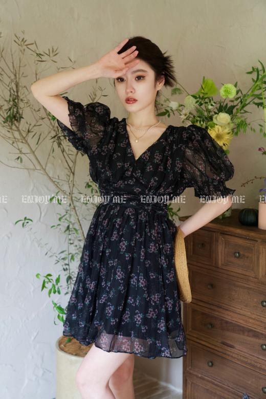 【门店同款】2023年夏季碎花褶皱连衣裙 151643599 商品图4