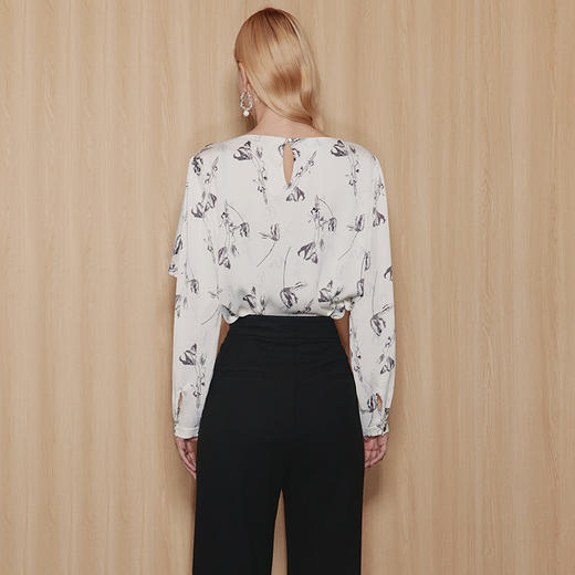 EITIE爱特爱复古围脖领水墨印花直筒雪纺衫上衣显瘦通勤秋新款C2313202 商品图4