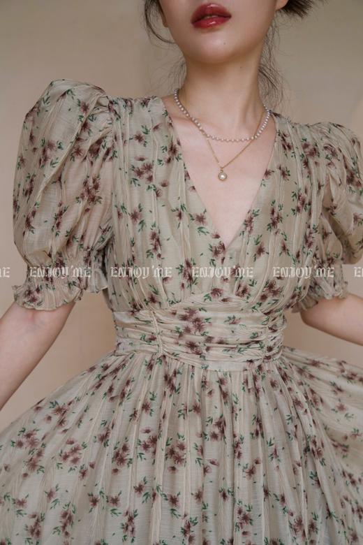 【门店同款】2023年夏季碎花褶皱连衣裙 151643599 商品图3