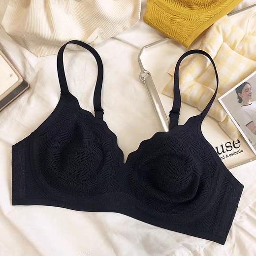 SCHIESSER德国舒雅胶骨软支撑聚拢防下垂圆圆杯防凸点超薄凉感镂空冰感蕾丝文胸20/22392B 商品图2