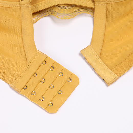 都市丽人自然舒适A杯适穿蕾丝内衣加厚款3/4杯常规文胸树脂胶圈三排扣新年本命年红品LB31M3 商品图7