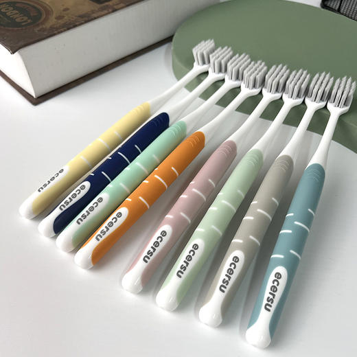 【拒绝“养jun场”！成人银离子软毛牙刷】刷丝轻柔护齿，优质PP+TPR刷柄设计，握感舒适柔软细密，家用四支装情侣牙刷软毛粉丝专属 商品图2