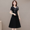 时尚优雅，夏款中长款修身气质V领短袖假两件A字裙黑色连衣裙QYM-XQD-5B107-L 商品缩略图1