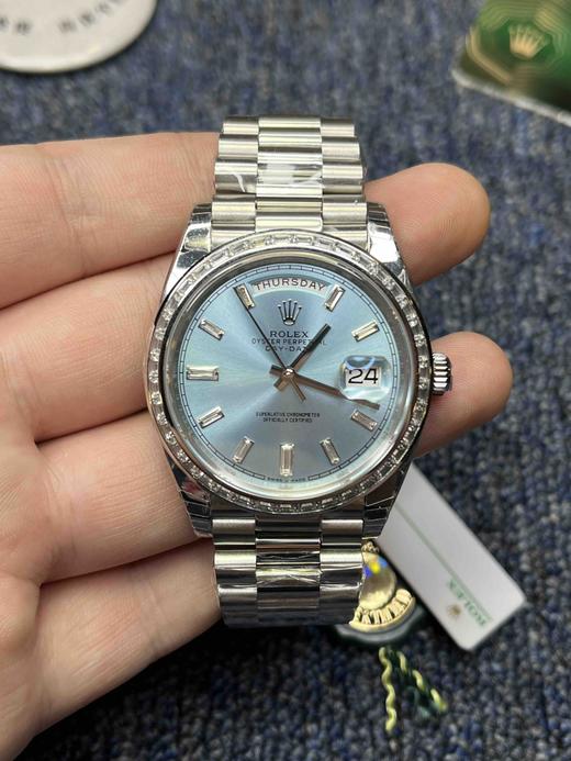 EW劳力士星期日历型系列 日志40mm 冰蓝盘 商品图1