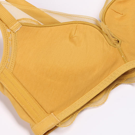 都市丽人自然舒适A杯适穿蕾丝内衣加厚款3/4杯常规文胸树脂胶圈三排扣新年本命年红品LB31M3 商品图5