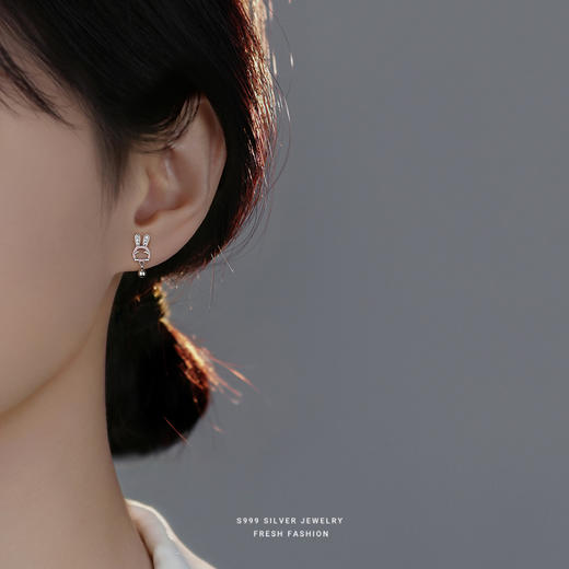 【乐乐兔】S99足银微镶锆石兔子耳钉【YXS-E3088】 商品图3