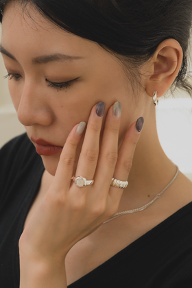 万能百搭款戒指，叠戴一流~