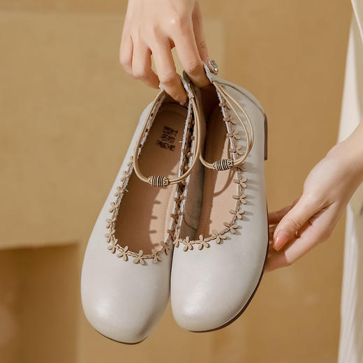 西村名物2023春季新款舒适休闲平底低跟搭扣女单鞋T23AE12541 商品图4