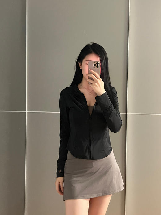 【品牌直发】小野和子防晒服修身款 四色可选 UPF200+速干凉感高弹冰丝防晒衣（尺码偏小） 商品图4