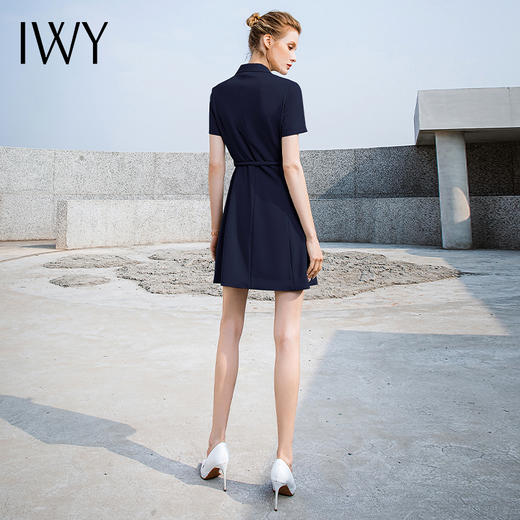 IWY/藏青色西装面料连衣裙高级感夏款短袖气质双排扣收腰显瘦232023Q1+232023D1 商品图5