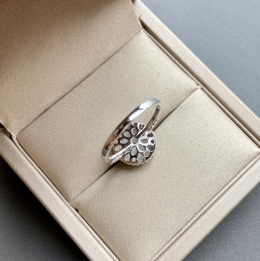 冰种阳绿翡翠平安扣戒指18k白金钻石镶嵌 商品图6