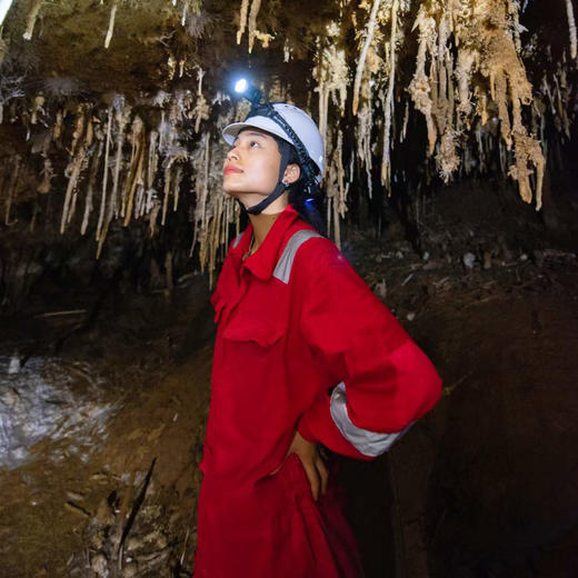 贵州一日游｜多洞穴特惠一日探洞历险，视觉震撼探洞，看上亿年的钟乳石，玩瑰丽梦幻神奇玻璃水浆板和绳降 商品图4