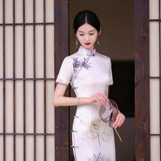 YSZ2023长款优雅显瘦高端大气复古水墨荷花走秀日常军阀太太旗袍 商品图3