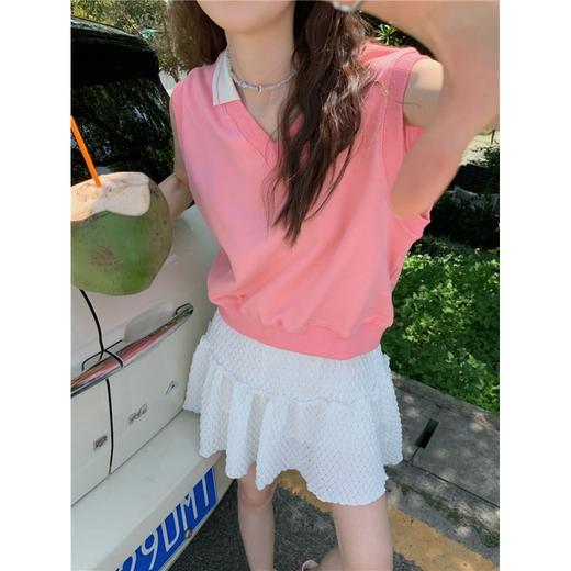 【春夏新款时尚必备！】实拍少女粉粉无袖polo领上衣，让你尽情展现青春活力，在人群中散发出甜美女人味道。 商品图4