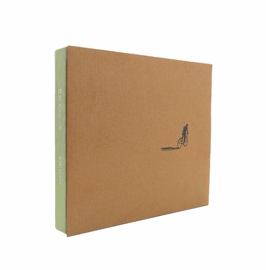 《漫游》李伟黑白摄影集 商品图0