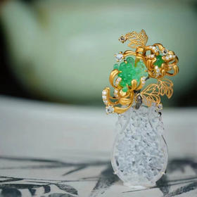 龢盒原创 淡‬如菊·冰‮翡种‬翠绿菊‮花瓶‬胸针‬吊坠