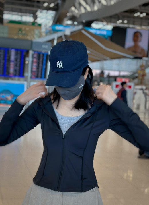 【品牌直发】小野和子防晒服修身款 四色可选 UPF200+速干凉感高弹冰丝防晒衣（尺码偏小） 商品图5