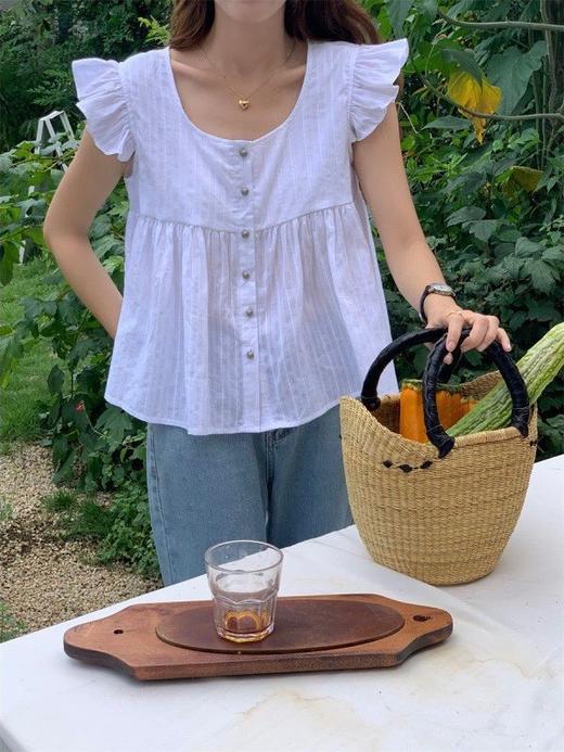 黛唯梵【新款上架，木耳边小飞袖】方领竖条纹，童趣甜美，倍添少女心。女神们，特别推荐给爱穿衣的你们！ 商品图1